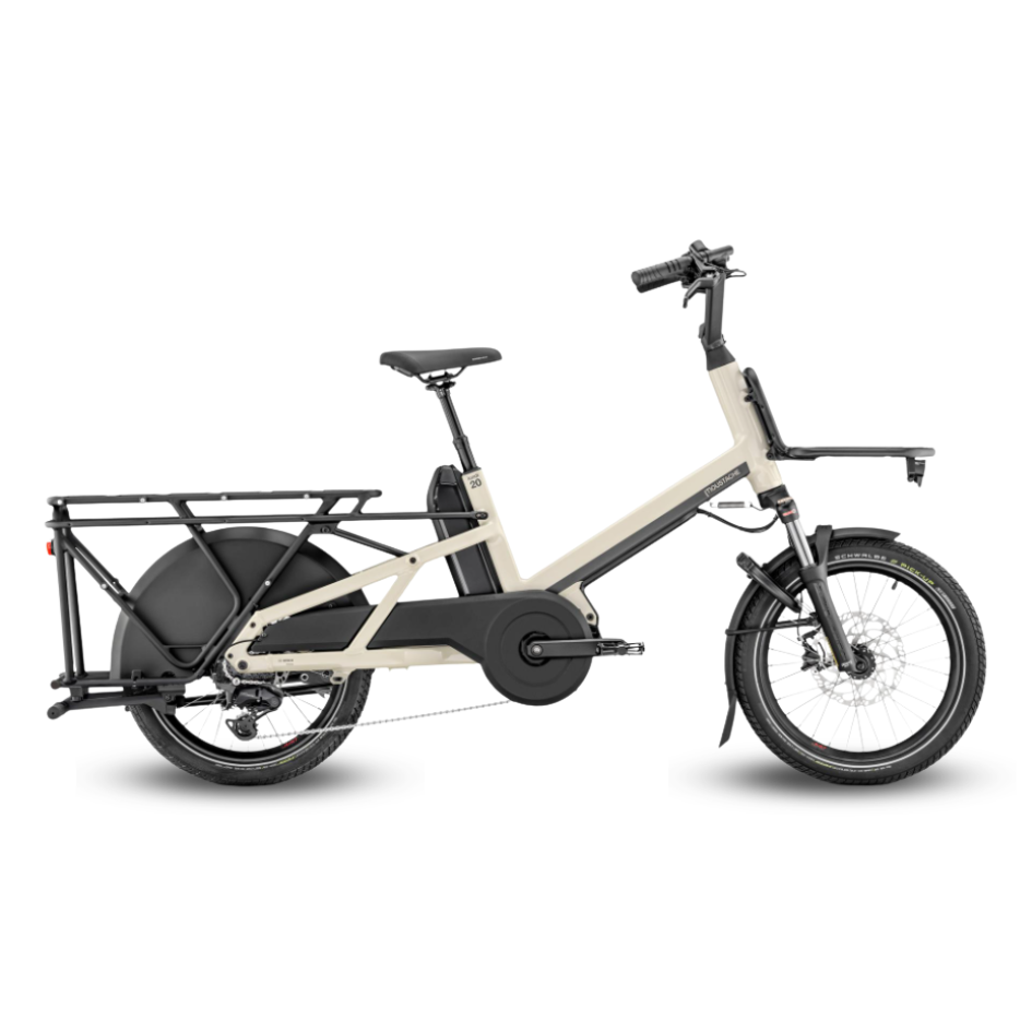 MOUSTACHE Lundi 20 Cargo 3